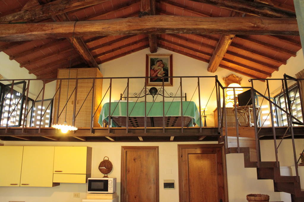サン・ジミニャーノPodere Il Gioielloアパートメント 部屋 写真